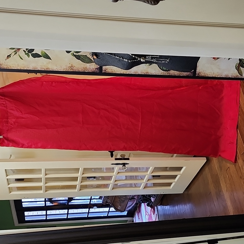 MAINSTAYS RED SHEER PANEL SET